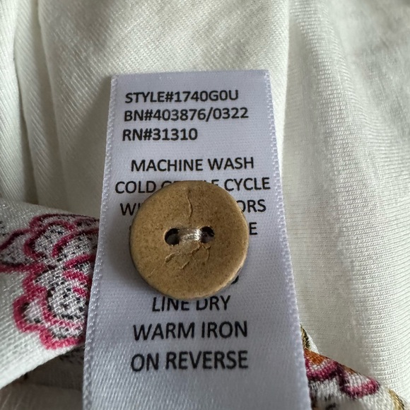 Fortune + Ivy Sleeveless Top with Back Buttons NWOT - Picture 4 of 5